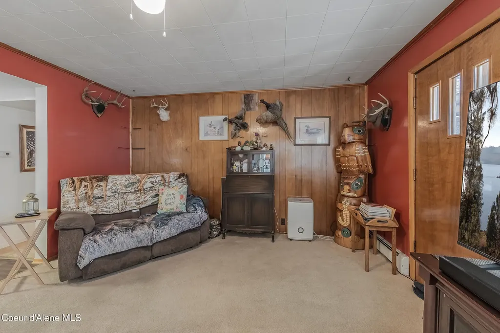 605 Lewiston Avenue Pinehurst ID 83850