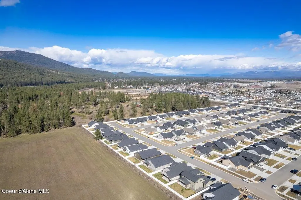 13457 N Bale Street Rathdrum ID 83858