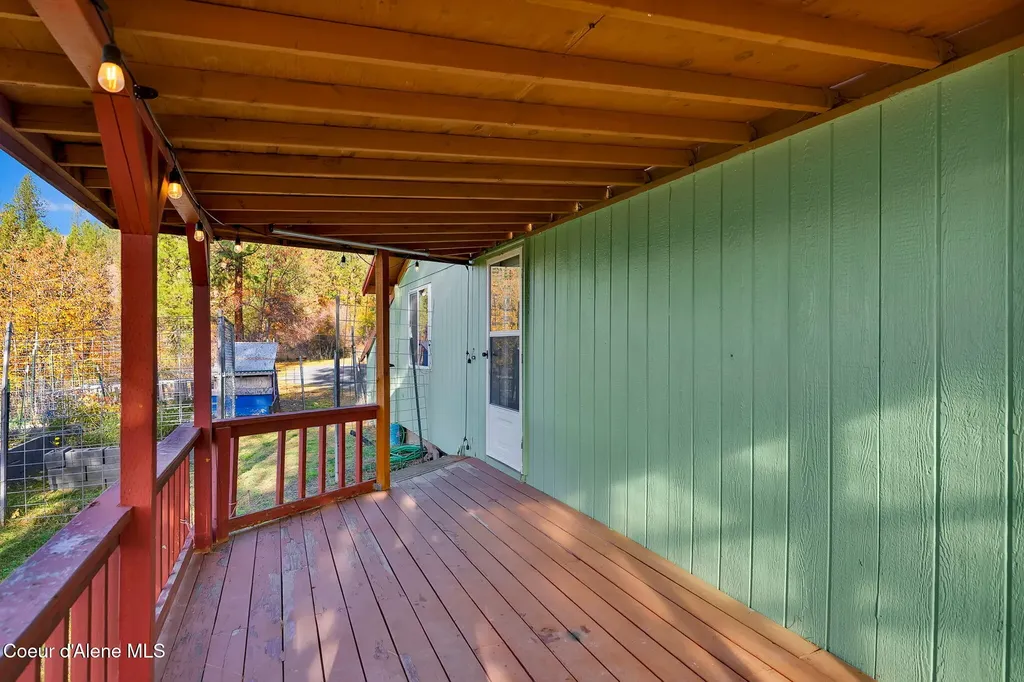 5443 Highway 11 Orofino ID 83544