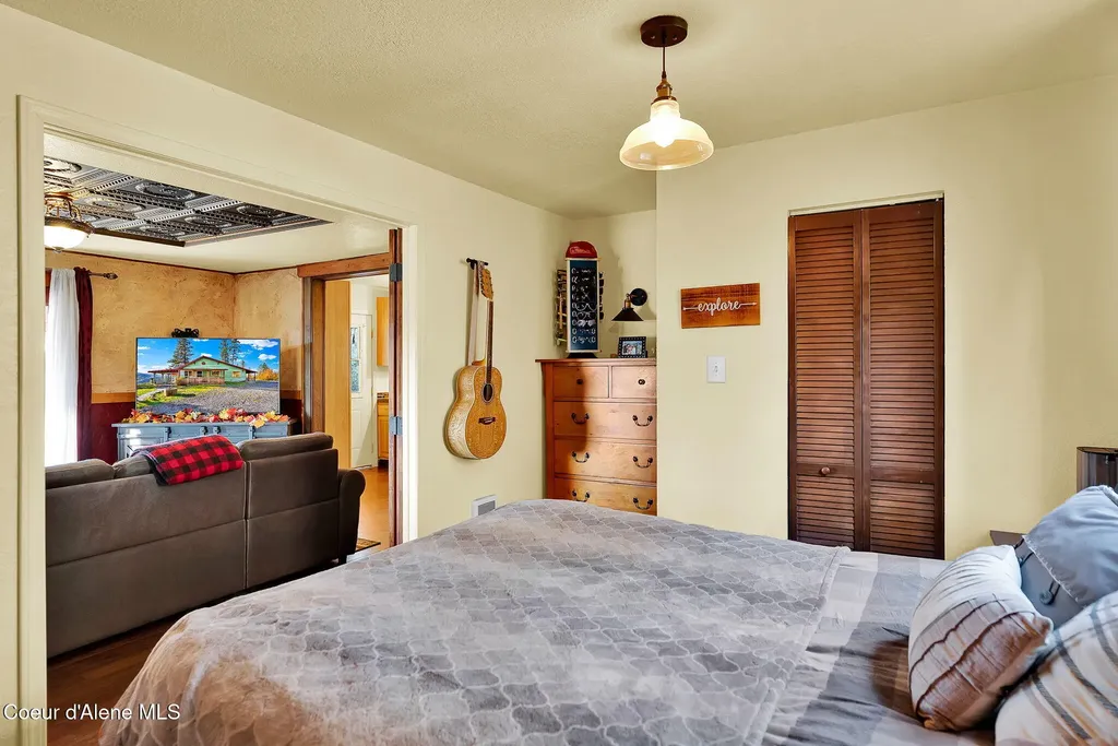 5443 Highway 11 Orofino ID 83544