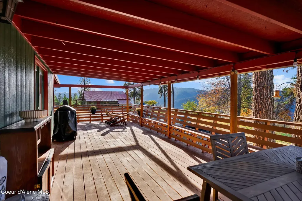 5443 Highway 11 Orofino ID 83544