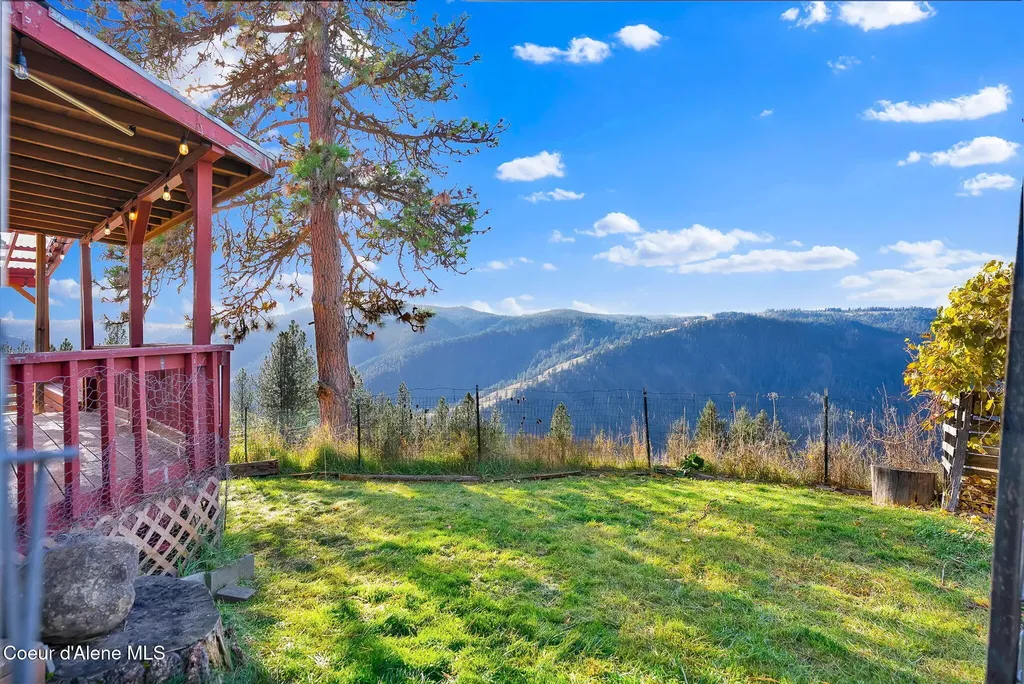 5443 Highway 11 Orofino ID 83544