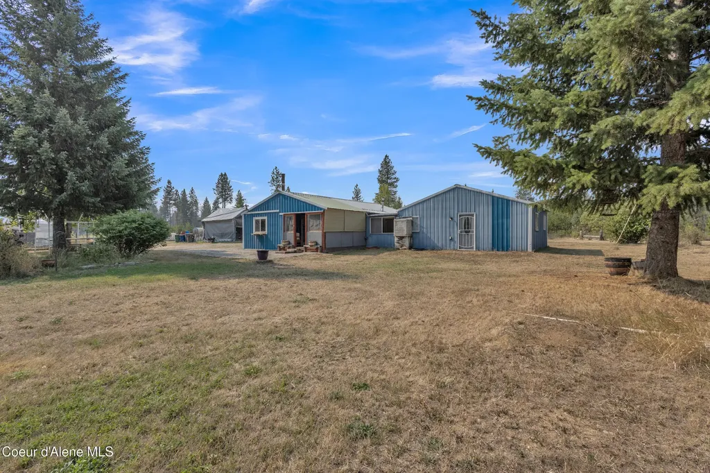 396 Wakena Lane Priest River ID 83856