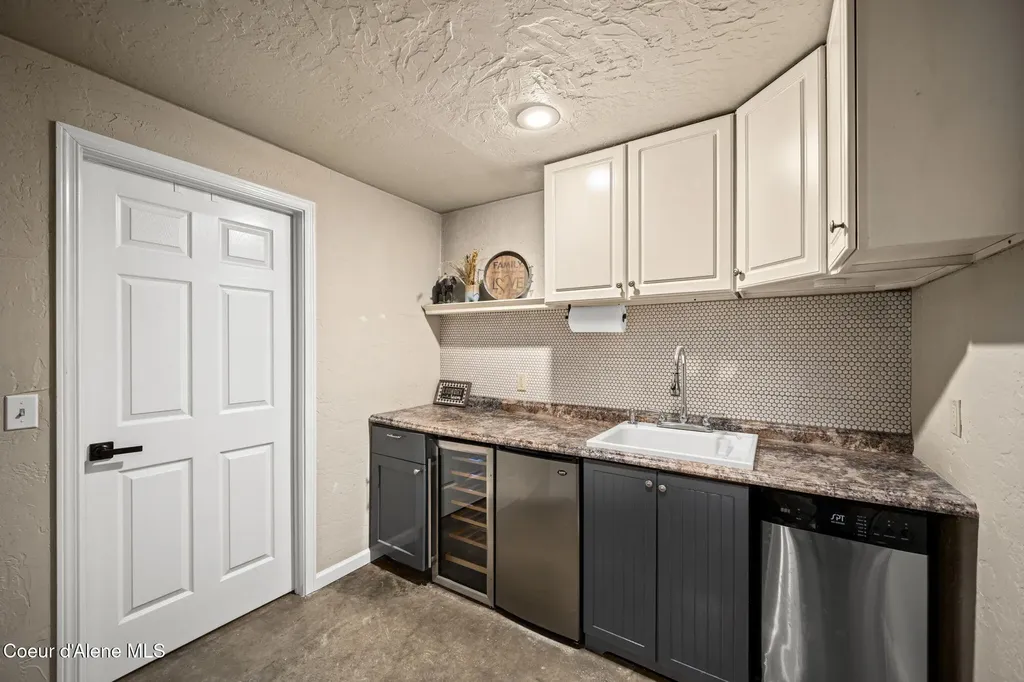 17875 N Richards Drive Hayden ID 83835