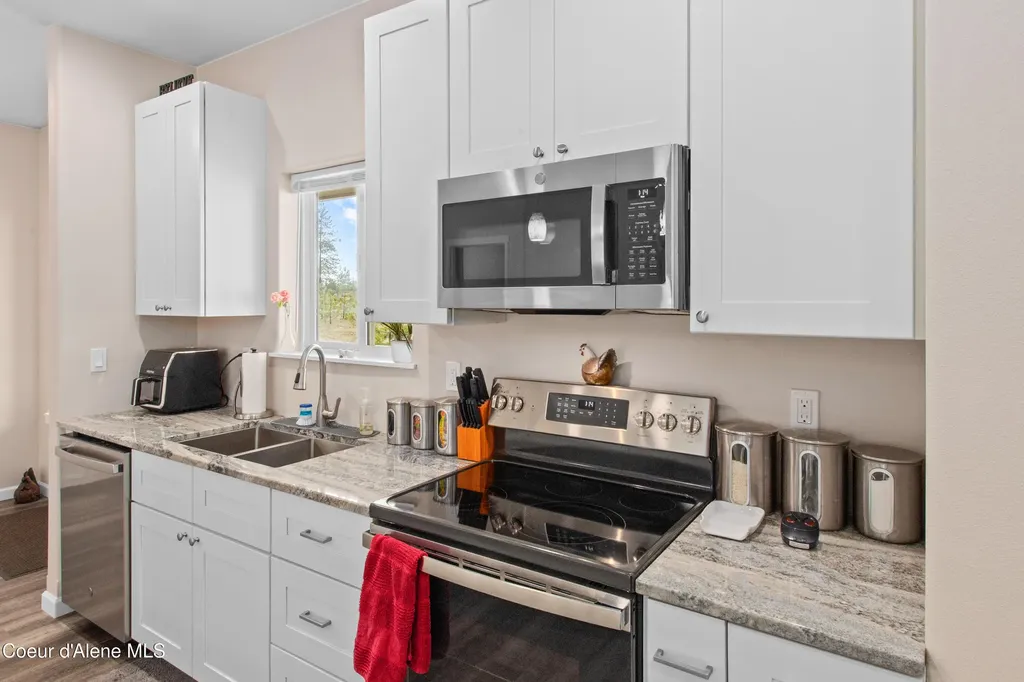35554 N Williams Lane Athol ID 83801