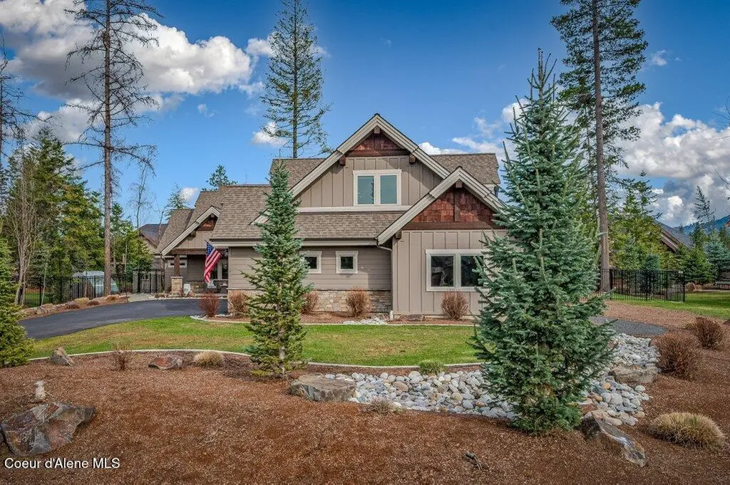 11674 N Arnicas Court Hayden ID 83835