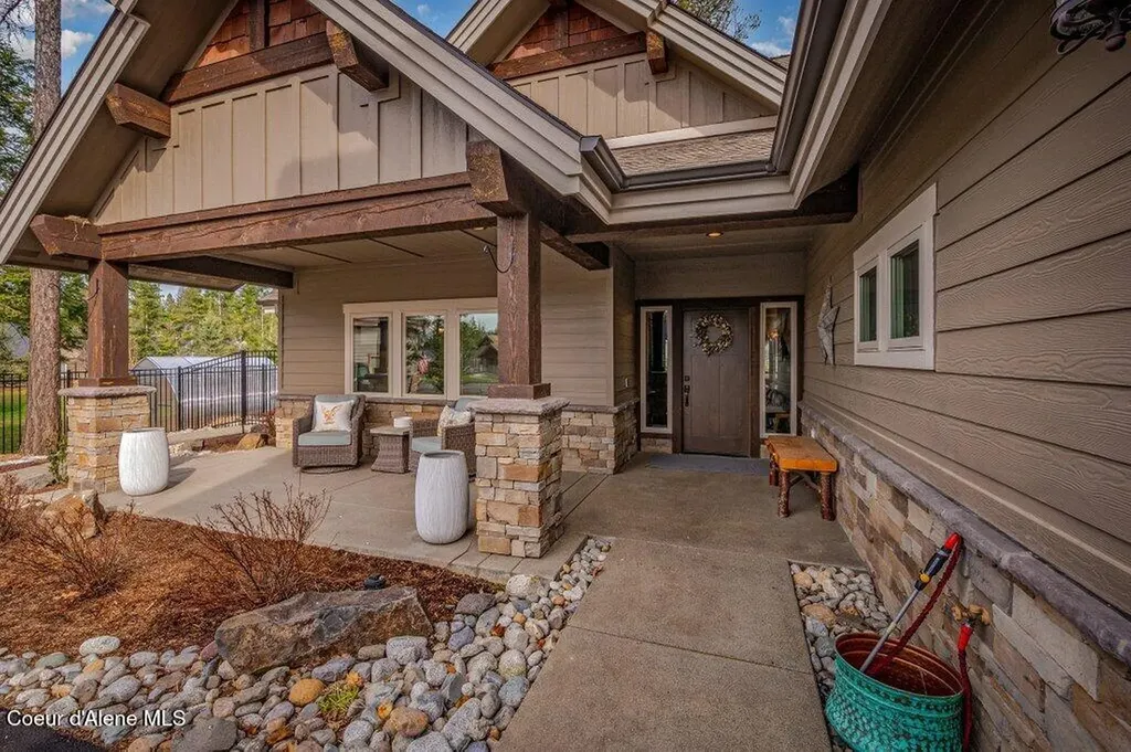 11674 N Arnicas Court Hayden ID 83835
