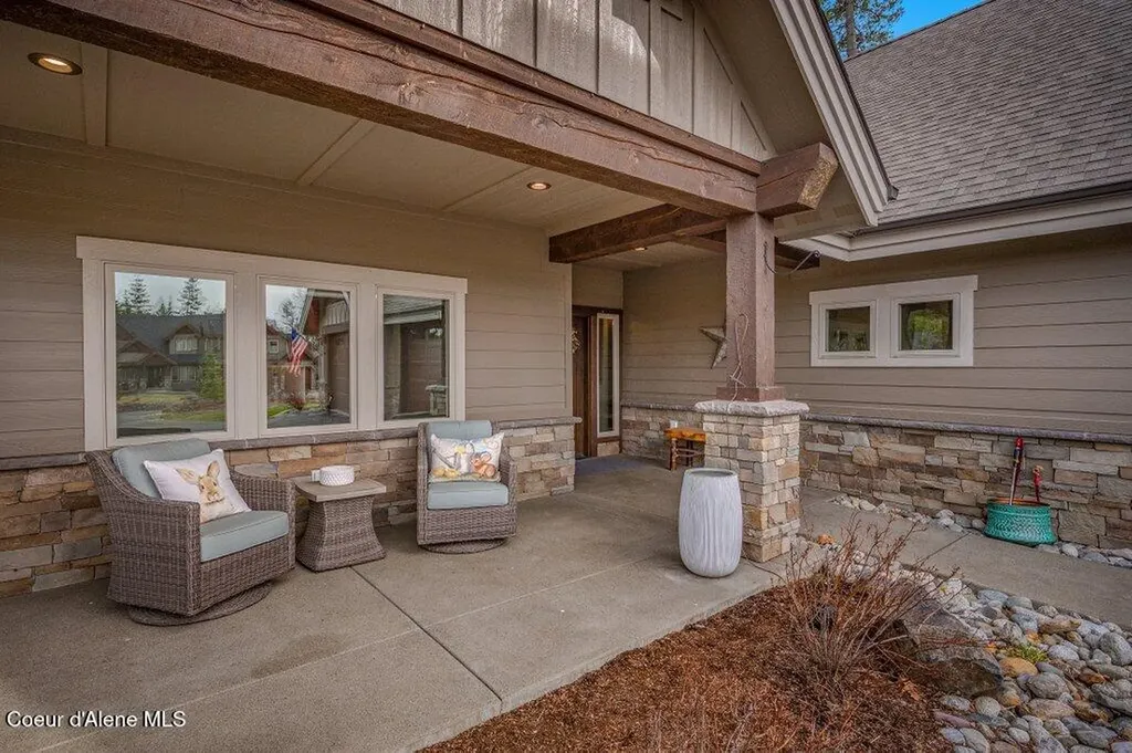 11674 N Arnicas Court Hayden ID 83835