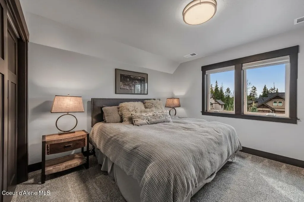 11674 N Arnicas Court Hayden ID 83835