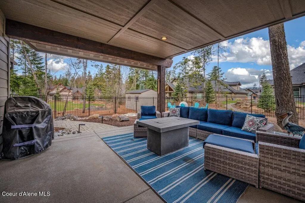 11674 N Arnicas Court Hayden ID 83835