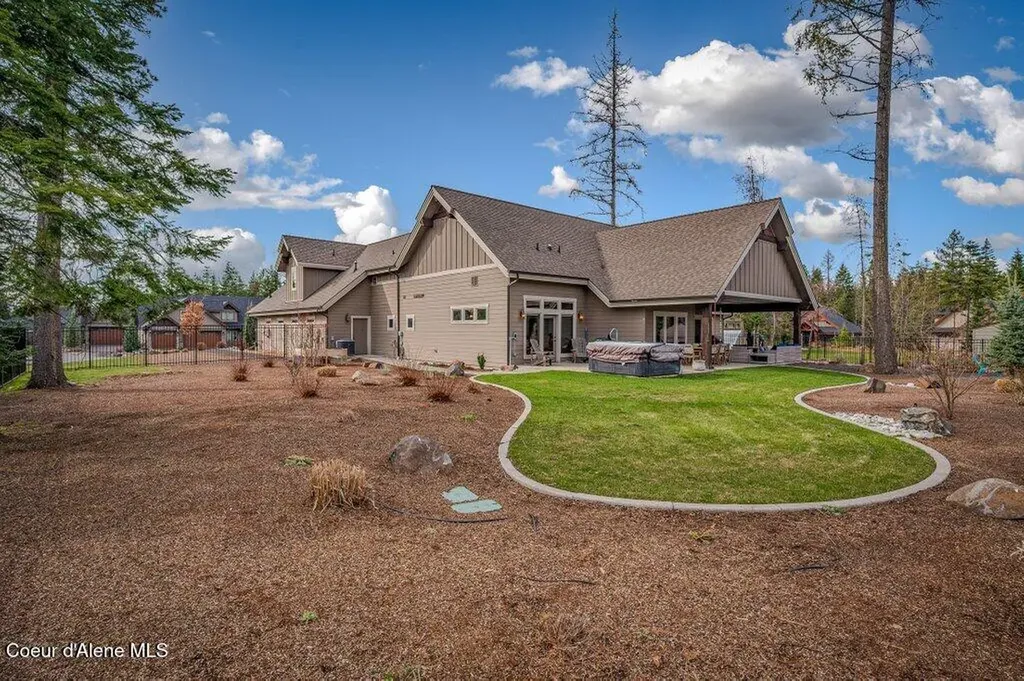 11674 N Arnicas Court Hayden ID 83835