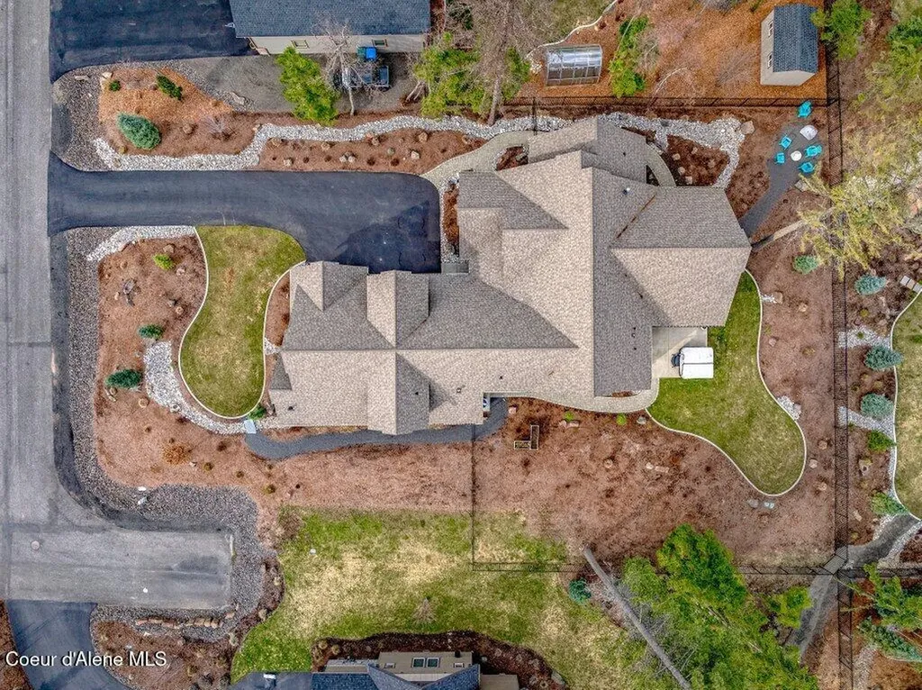 11674 N Arnicas Court Hayden ID 83835