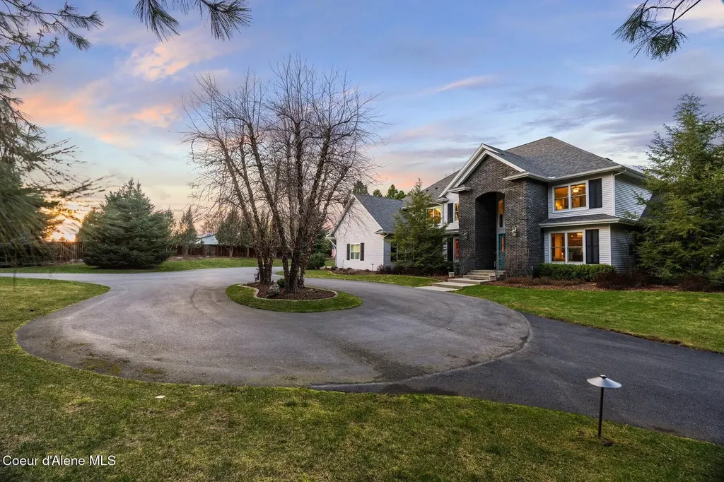 2177 E Totten Lane Dalton Gardens ID 83815