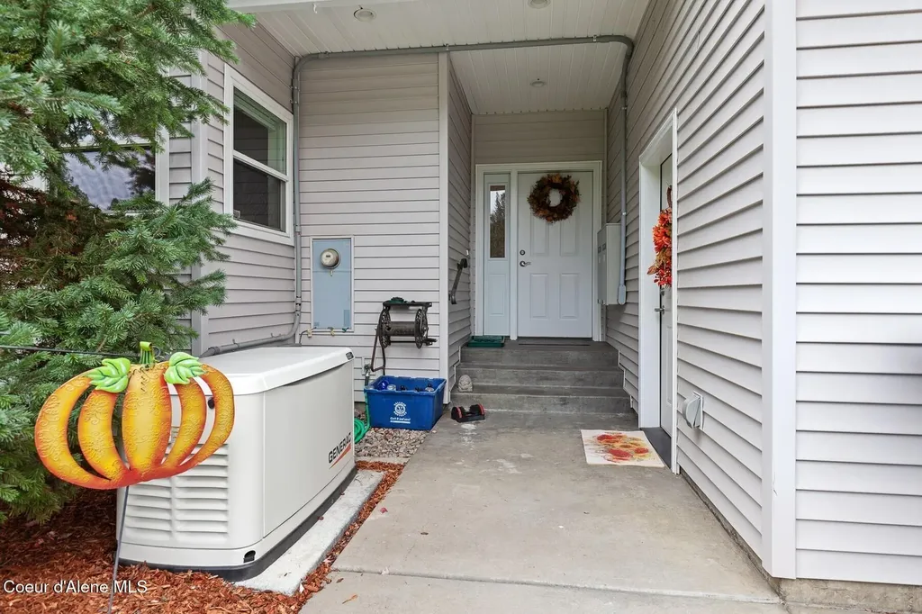 2177 E Totten Lane Dalton Gardens ID 83815
