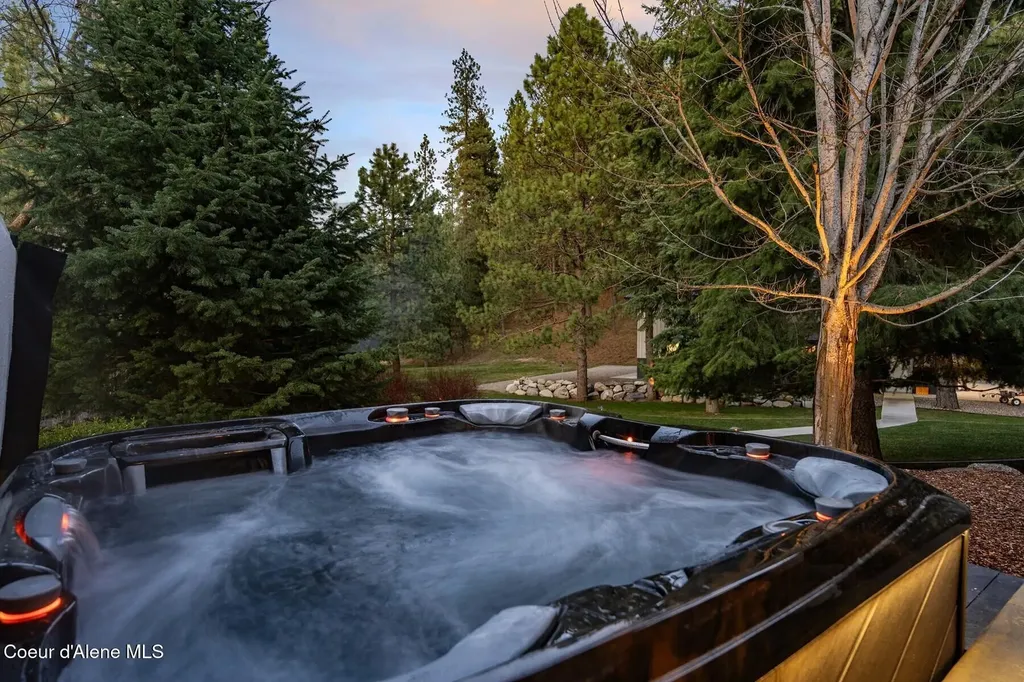 2177 E Totten Lane Dalton Gardens ID 83815