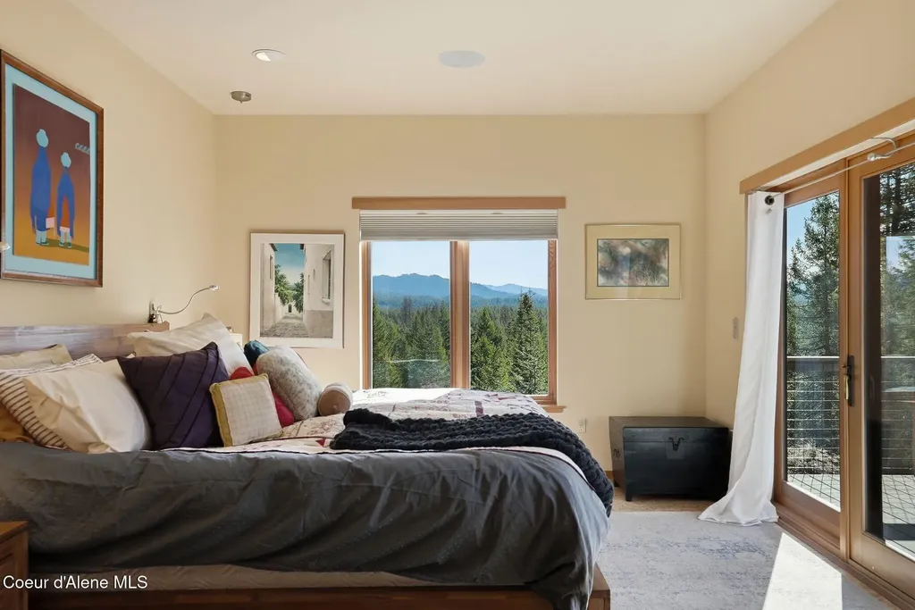 19712 N Cottagewood Lane Rathdrum ID 83858
