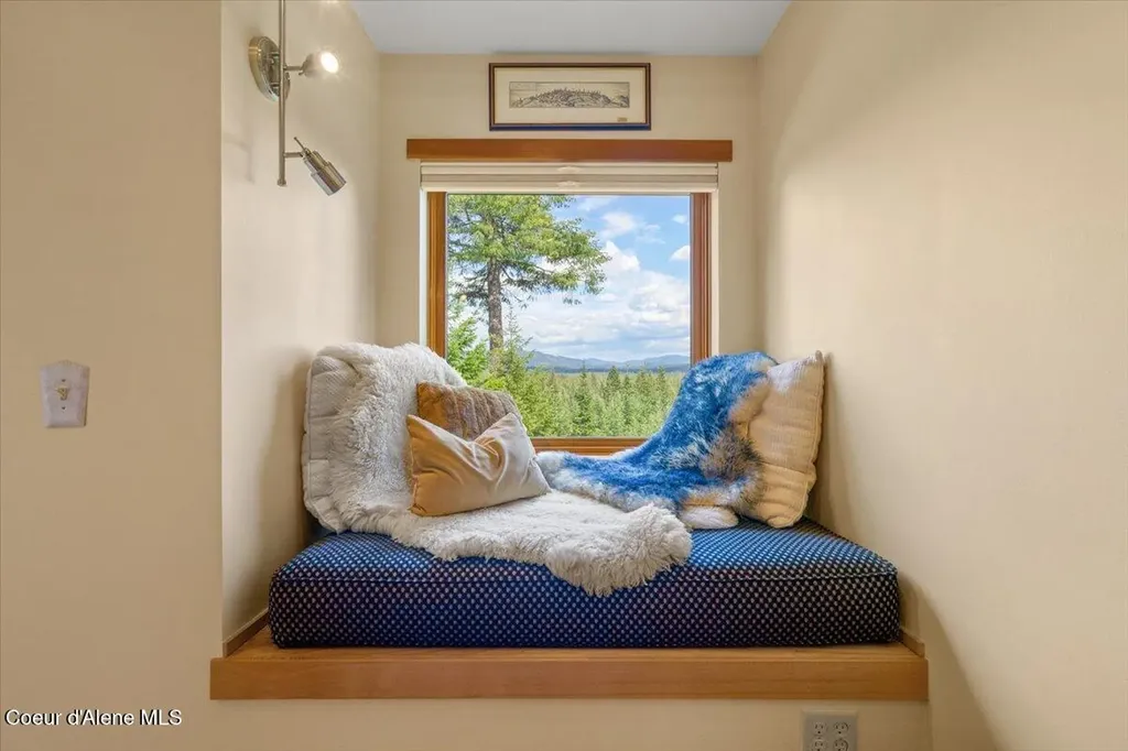 19712 N Cottagewood Lane Rathdrum ID 83858