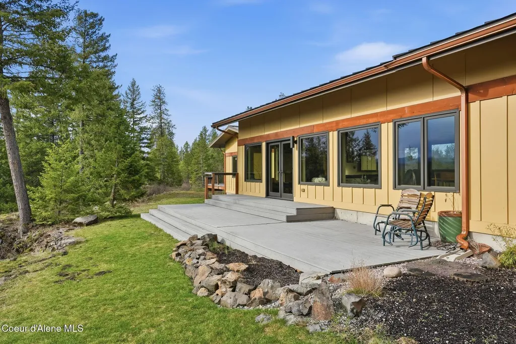19712 N Cottagewood Lane Rathdrum ID 83858