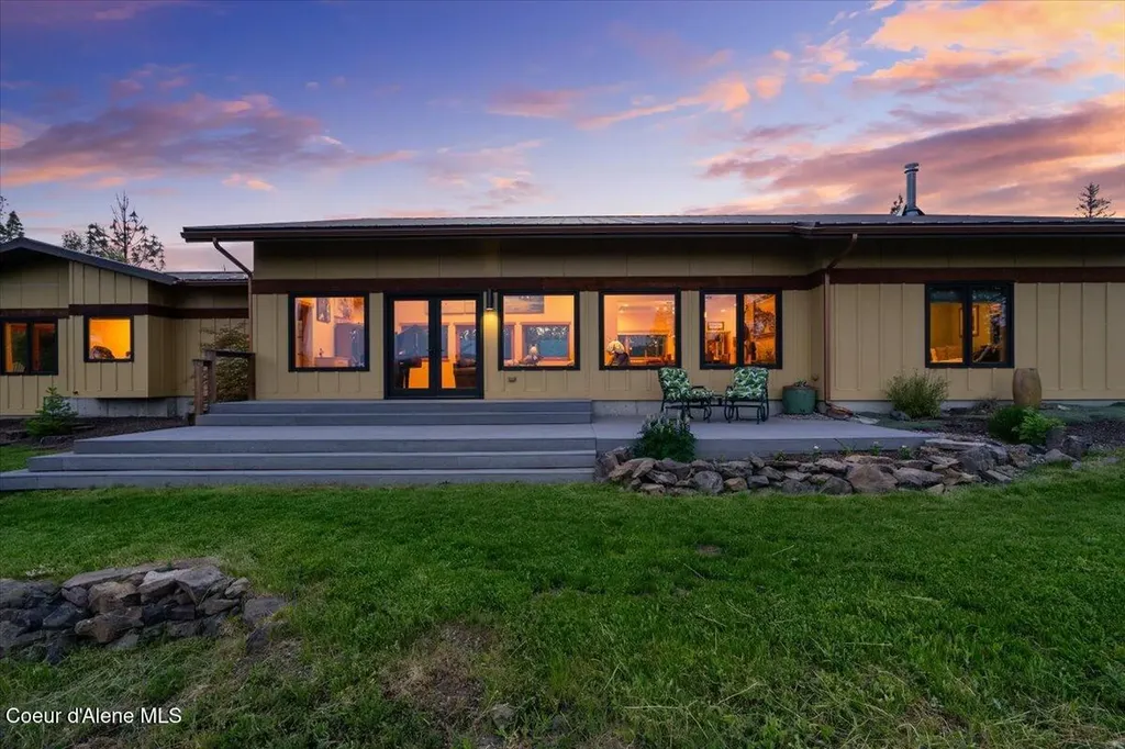 19712 N Cottagewood Lane Rathdrum ID 83858