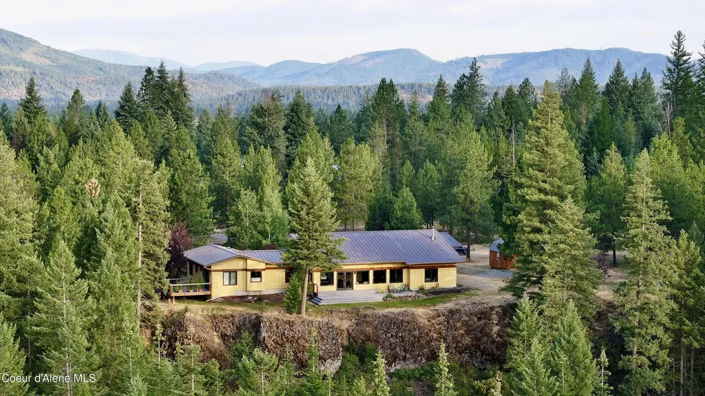 19712 N Cottagewood Lane Rathdrum ID 83858