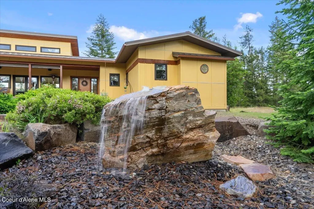 19712 N Cottagewood Lane Rathdrum ID 83858