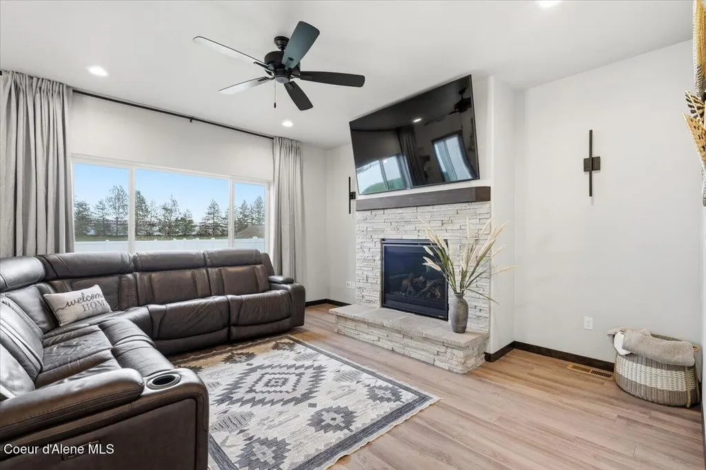 2678 N Neptune Street Post Falls ID 83854