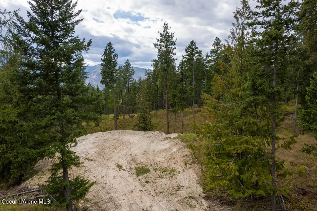 Nna New Chisholm Lot 2 Bonners Ferry ID 83805