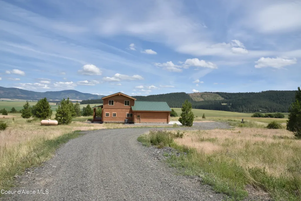 293 Vine Maple Desmet ID 83824