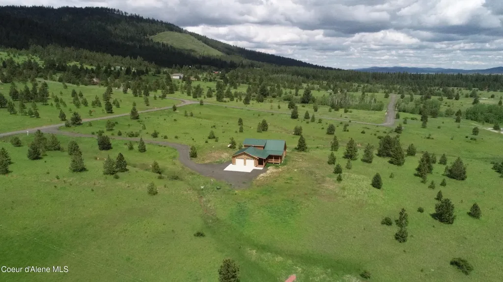 293 Vine Maple Desmet ID 83824