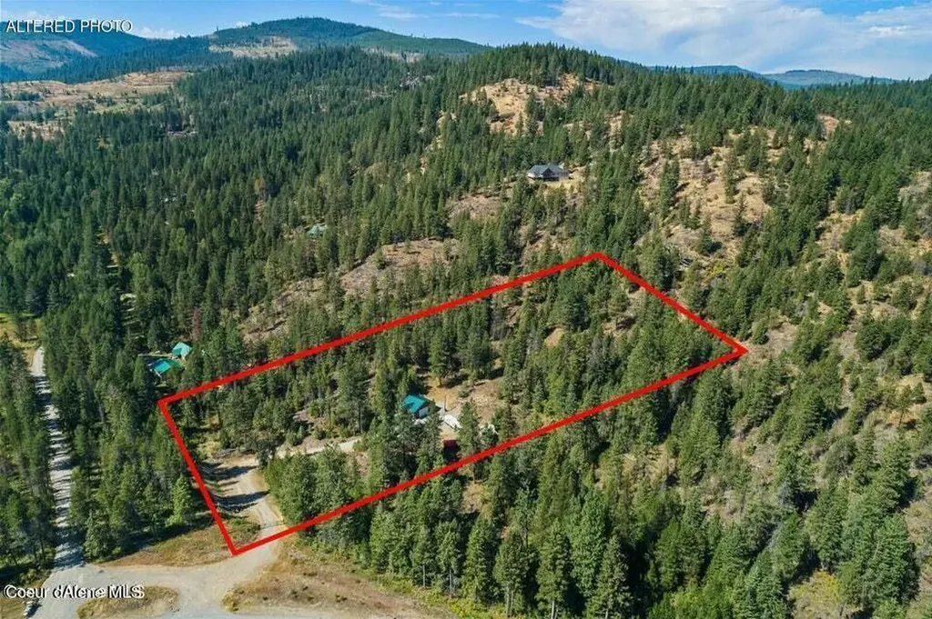 5600 W Spirit Lake Cuttoff Road Spirit Lake ID 83869