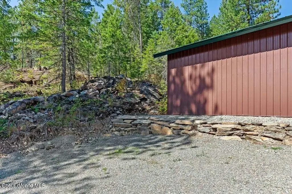 5600 W Spirit Lake Cuttoff Road Spirit Lake ID 83869