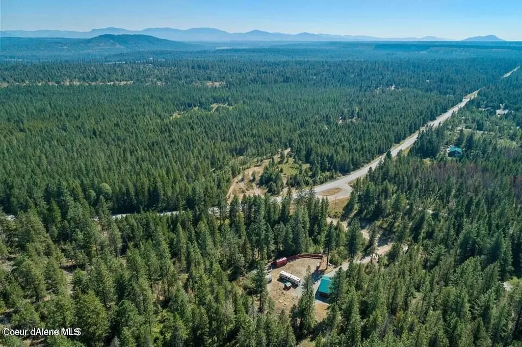 5600 W Spirit Lake Cuttoff Road Spirit Lake ID 83869
