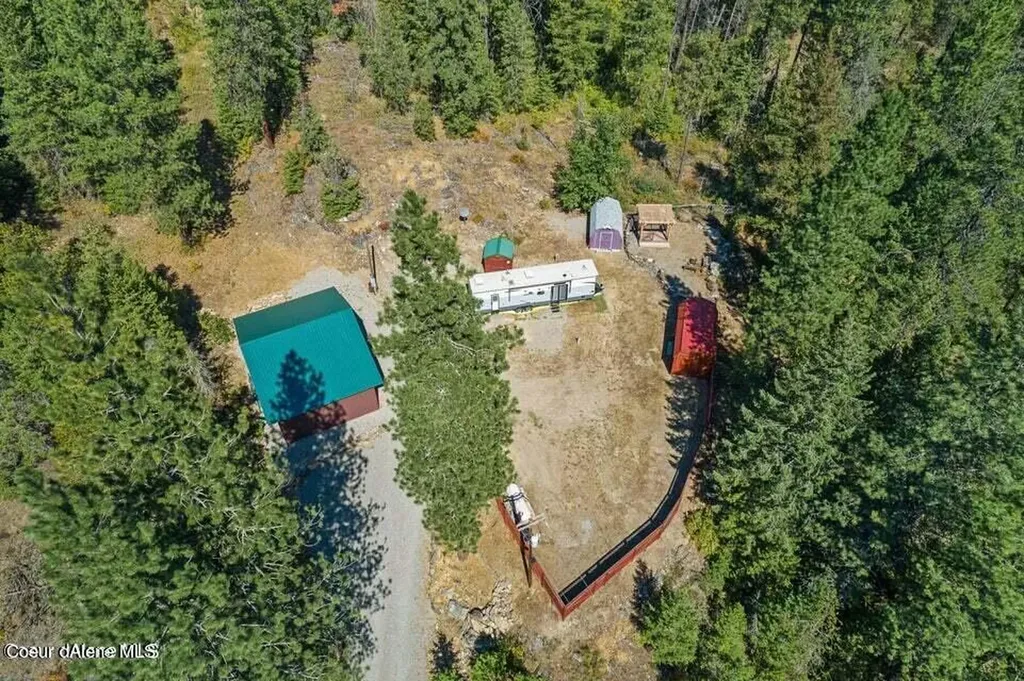 5600 W Spirit Lake Cuttoff Road Spirit Lake ID 83869