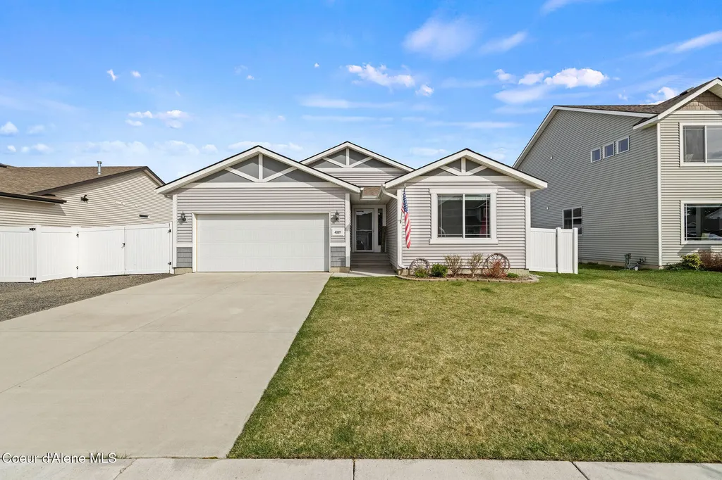 4089 W Belgrave Way Hayden ID 83835