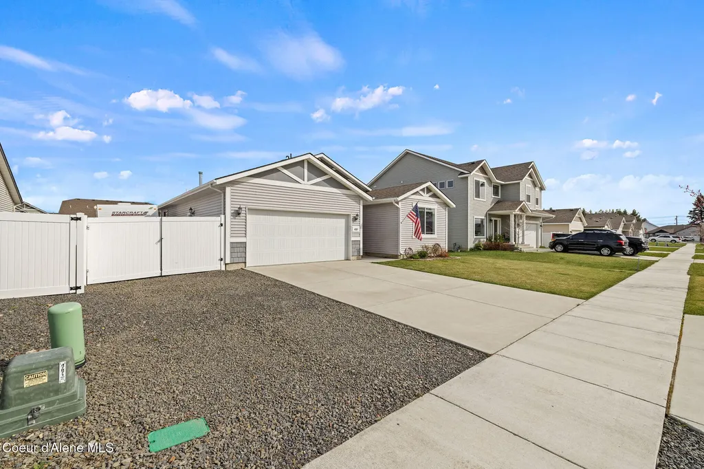 4089 W Belgrave Way Hayden ID 83835