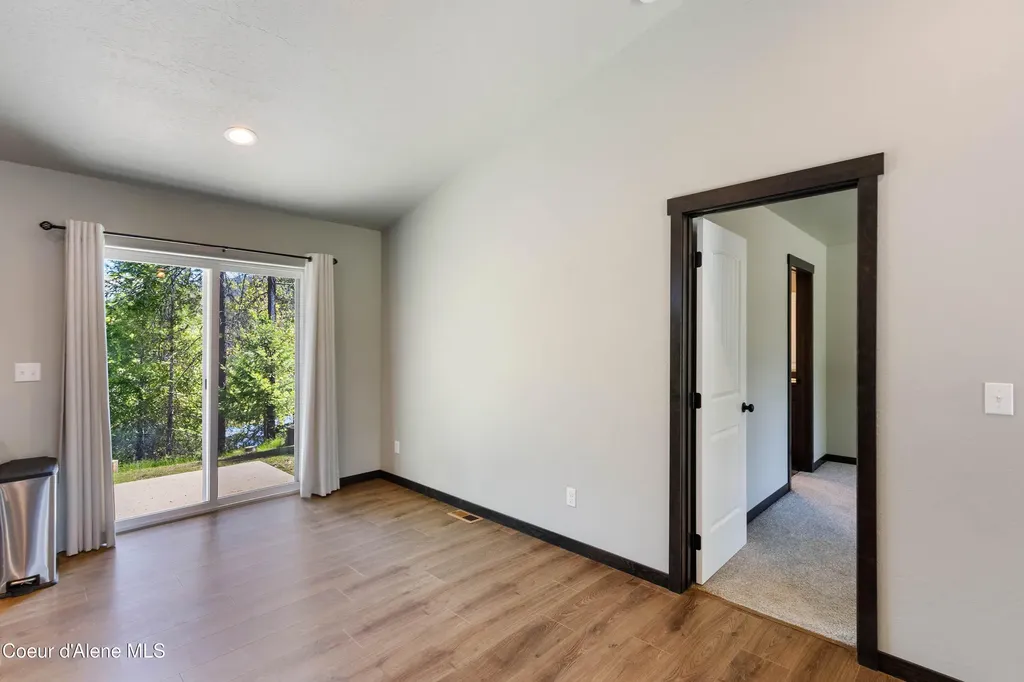 1279 Gypsy Bay Road Sagle ID 83860