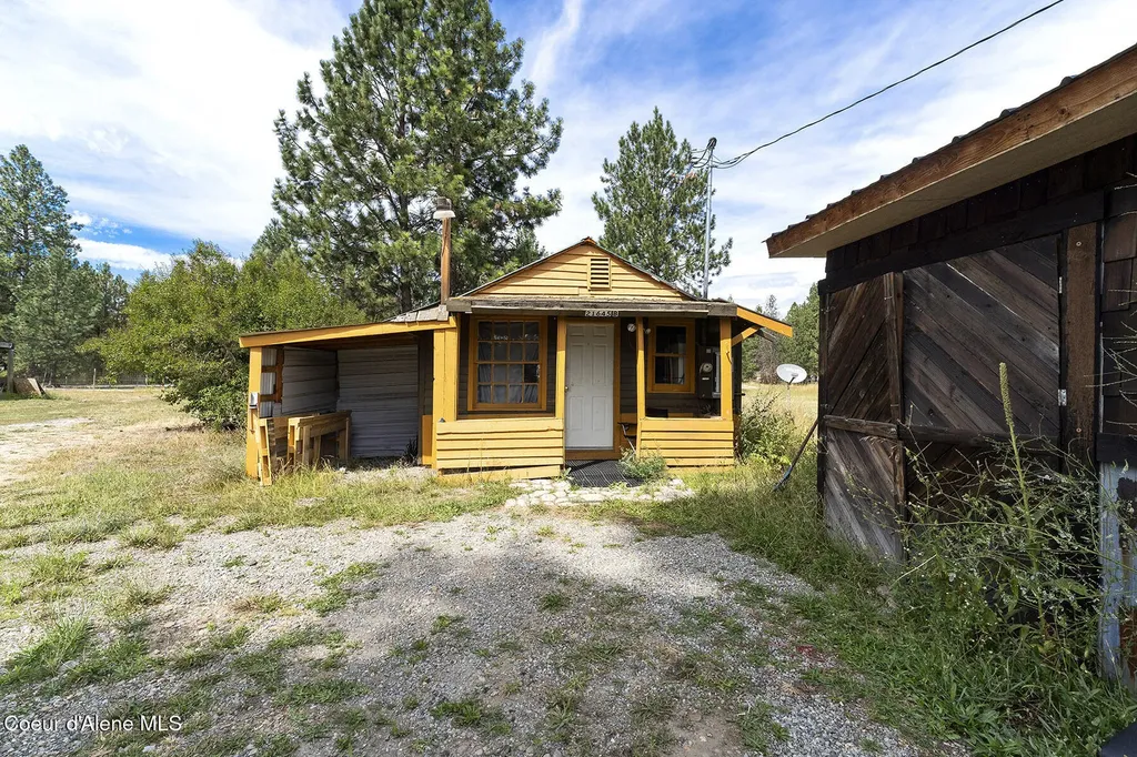 11248 N Bruss Road Rathdrum ID 83858