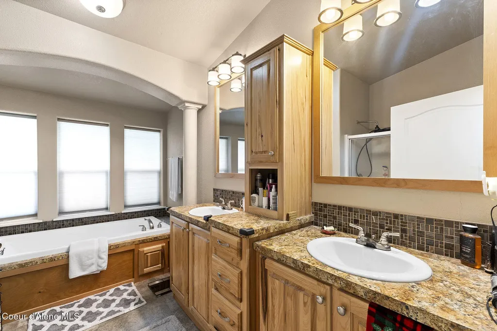 11248 N Bruss Road Rathdrum ID 83858