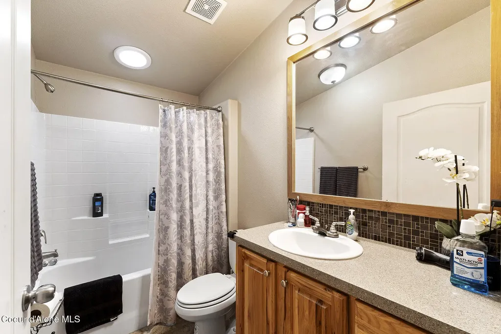 11248 N Bruss Road Rathdrum ID 83858