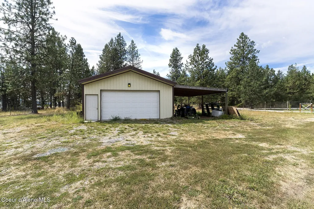 11248 N Bruss Road Rathdrum ID 83858