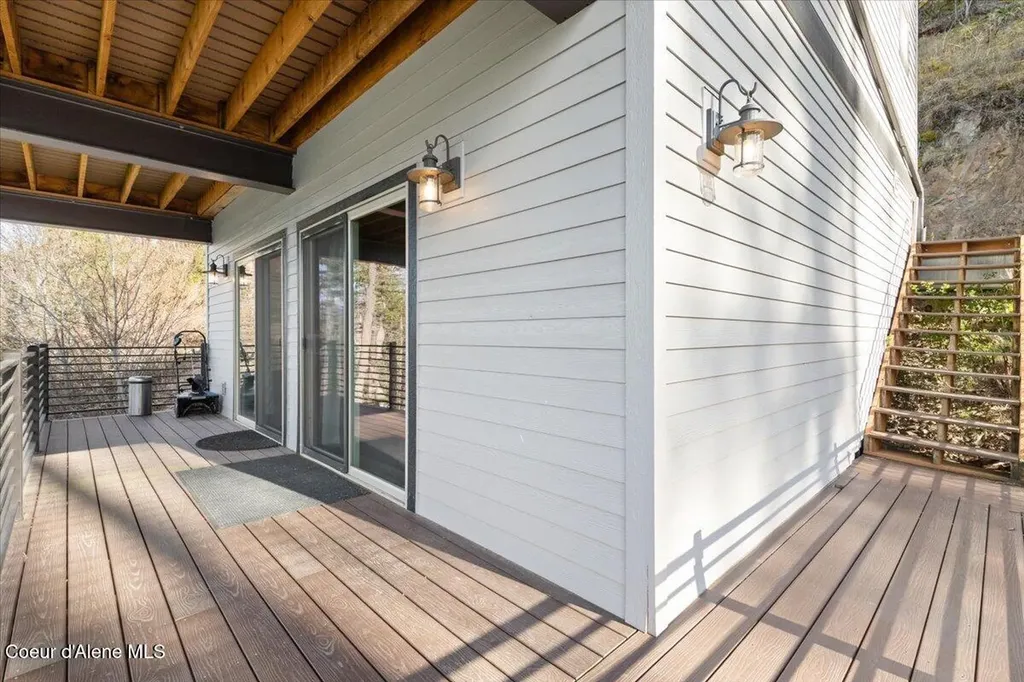 7809 E Bridger Trail Harrison ID 83833