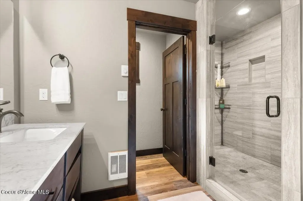 7809 E Bridger Trail Harrison ID 83833