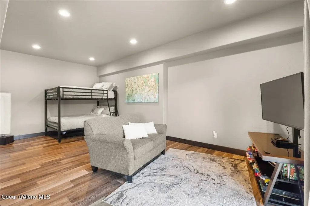 7809 E Bridger Trail Harrison ID 83833