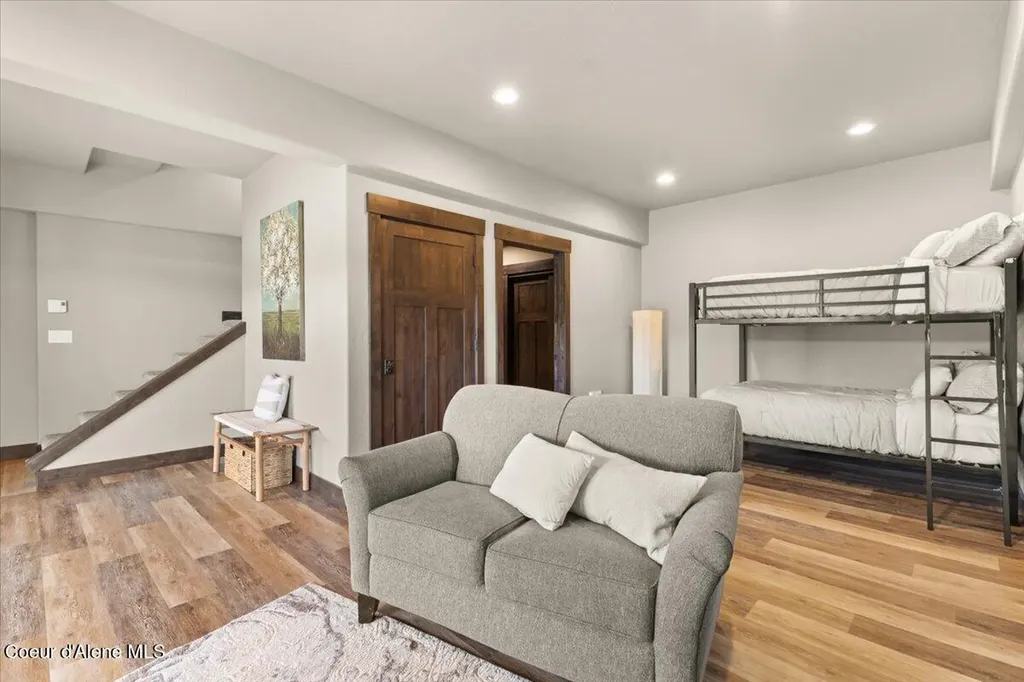 7809 E Bridger Trail Harrison ID 83833