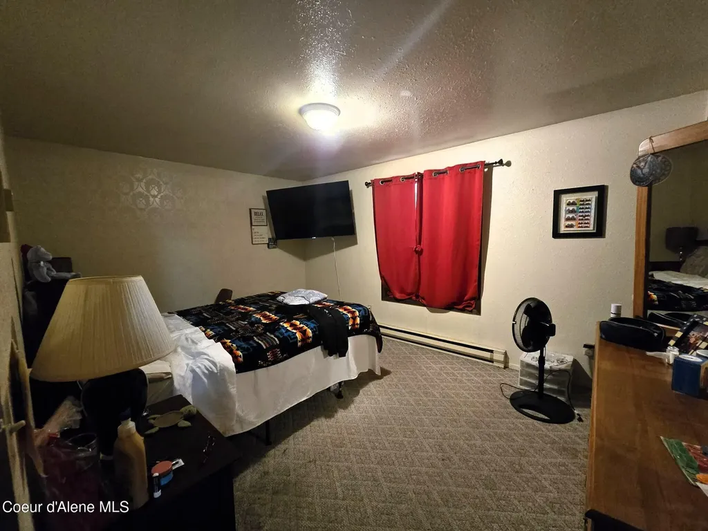 6225 W Rhode Island Street Spirit Lake ID 83869