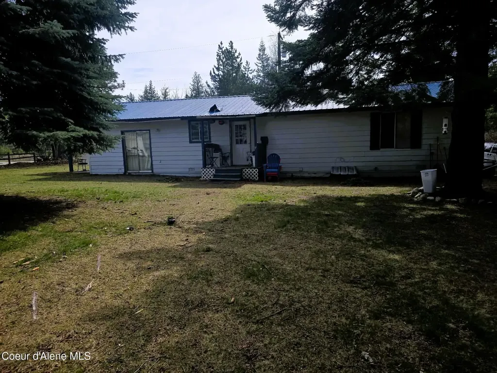 6225 W Rhode Island Street Spirit Lake ID 83869