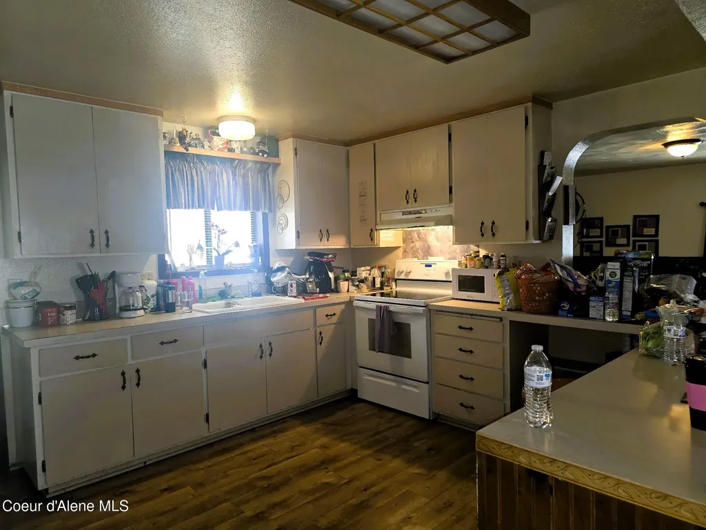 6225 W Rhode Island Street Spirit Lake ID 83869