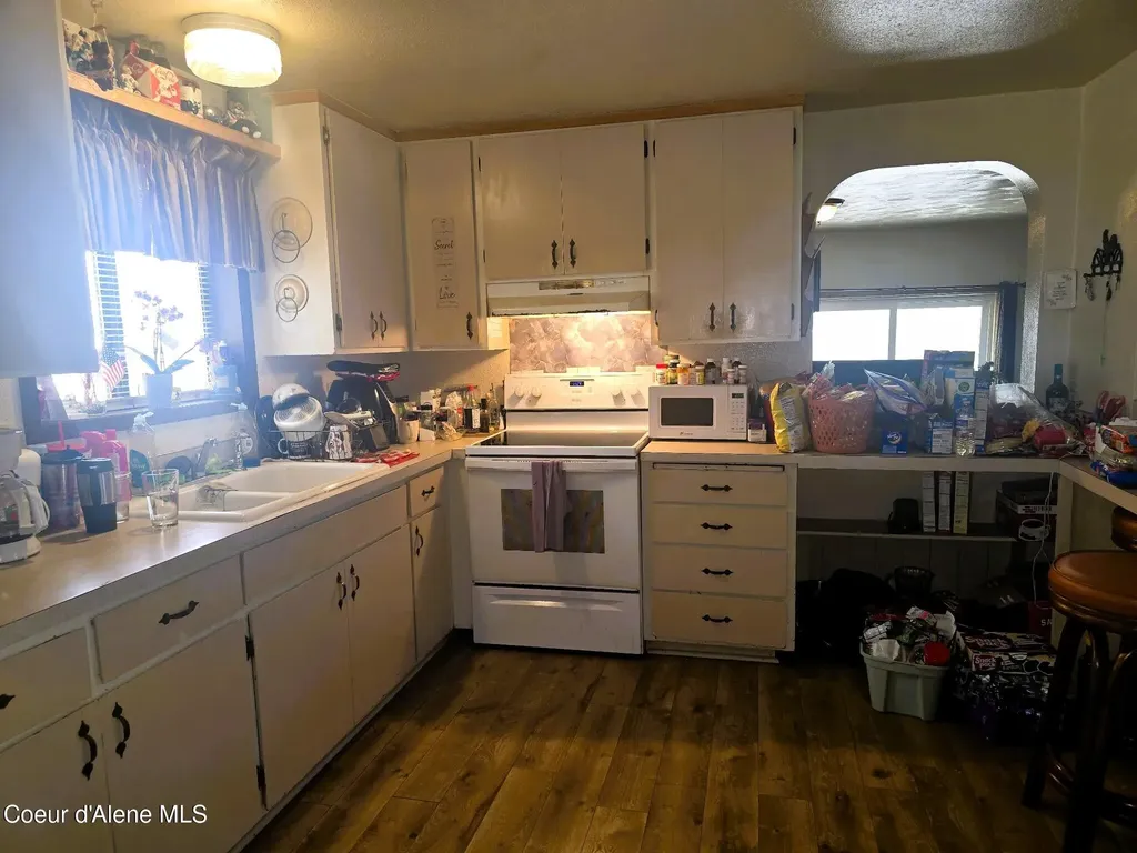 6225 W Rhode Island Street Spirit Lake ID 83869