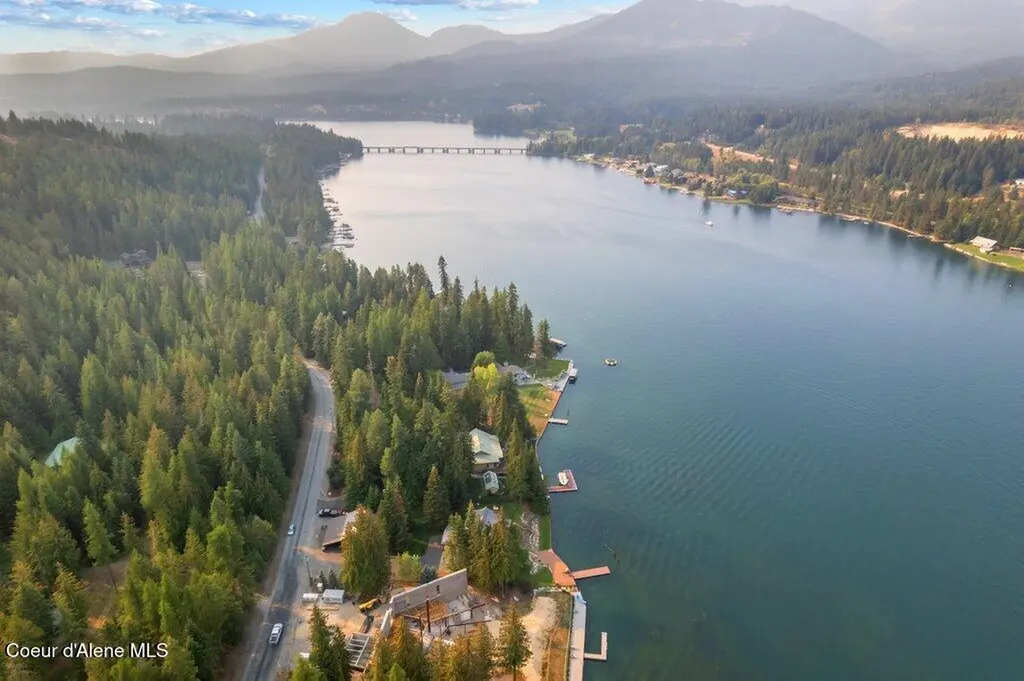 1671 Wooded Acres Drive Sagle ID 83860