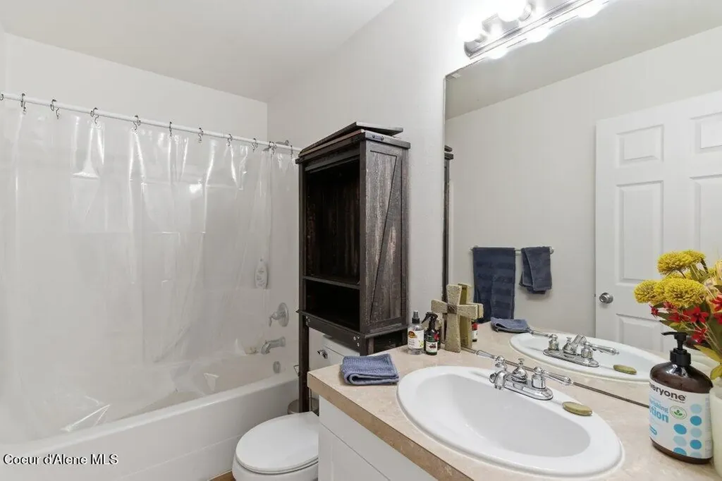 1083 N Tubsgate Court Post Falls ID 83854